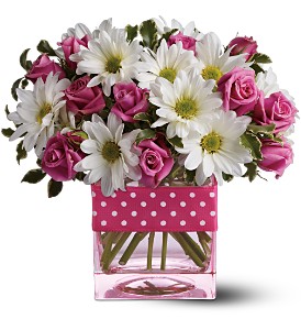 Teleflora's Polka Dots and Posies in Sewell�NJ, Lamp Light Florist And Gift