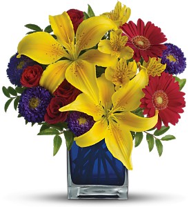 Teleflora's Blue Caribbean in Sewell NJ, Lamp Light Florist And Gift