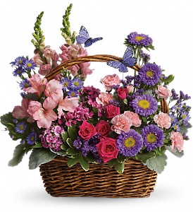 Country Basket Blooms in Sewell NJ, Lamp Light Florist And Gift