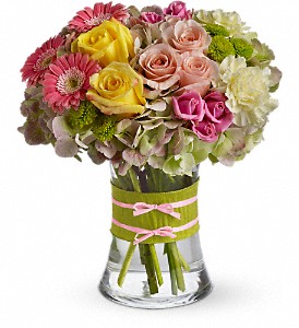 Fashionista Blooms in Sewell NJ, Lamp Light Florist And Gift