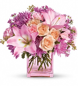 Teleflora's Possibly Pink in Sewell NJ, Lamp Light Florist And Gift