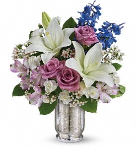 Teleflora's Garden Of Dreams Bouquet in Sewell NJ, Lamp Light Florist And Gift