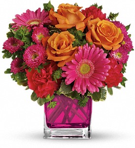 Teleflora's Turn Up The Pink Bouquet in Sewell NJ, Lamp Light Florist And Gift