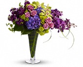 Your Majesty in Sewell NJ, Lamp Light Florist And Gift