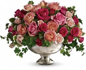 Queen's Court by Teleflora in Sewell�NJ, Lamp Light Florist And Gift