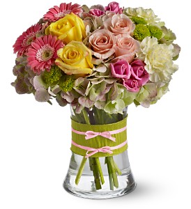 Lamp Light Florist And Gift, Sewell, New Jersey - Fashionista Blooms, picture